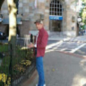 Meet your Posher, Lonnie